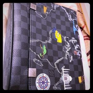 Louis Vuitton grap map collection